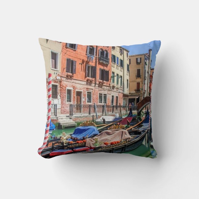 Traditionell gondola i Venedig Kudde (Framsida)