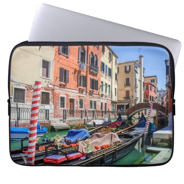 Traditionell gondola i Venedig Laptop Fodral (Framsidan)