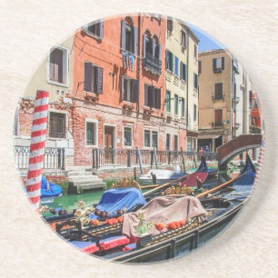 Traditionell gondola i Venedig Underlägg