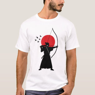 Traditionell japansk samurajbågskytt siluett t shirt