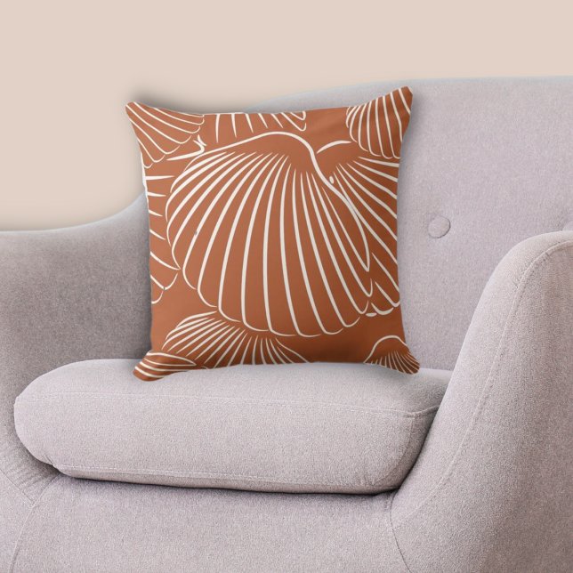 Traditionell Snäcka vid Brunt havet Mönster Dekora Kudde (Traditional Brown & White Seashell Pattern Throw Pillow)