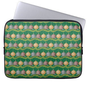 Traditionella prydnadsföremål i God jul grönt boll Laptop Sleeve