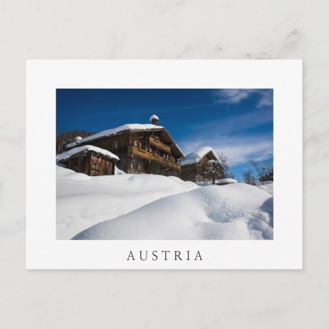 Traditionella träskåp i snö vykort (Framsida)