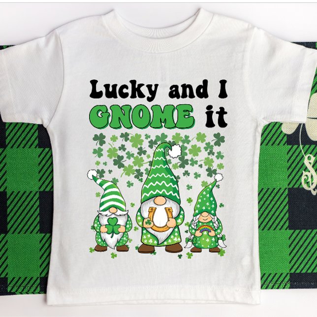 Trådlös charm Irish på St. Patricks dag gnomes T Shirt (Skapare uppladdad)