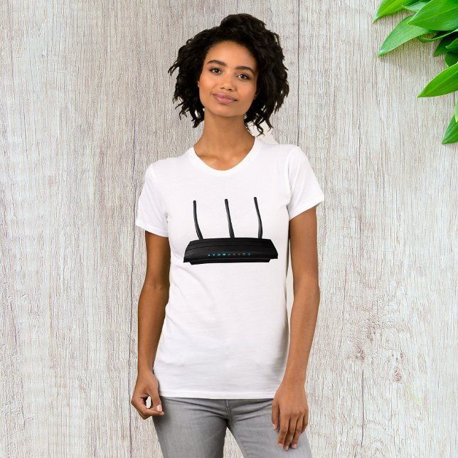 Trådlösa Router Womens T-Shirt (Skapare uppladdad)