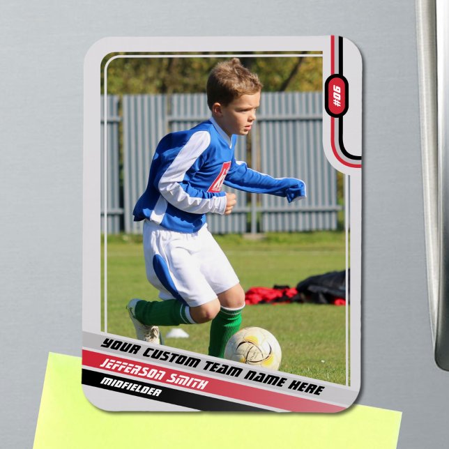 Trafikkort - lätt Grått Red Magnet (Soccer Player Magnet in Light Grey with Custom Team Name and Red Black Elements)