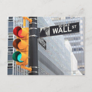 Trafikljus och Wall street-tecken Vykort