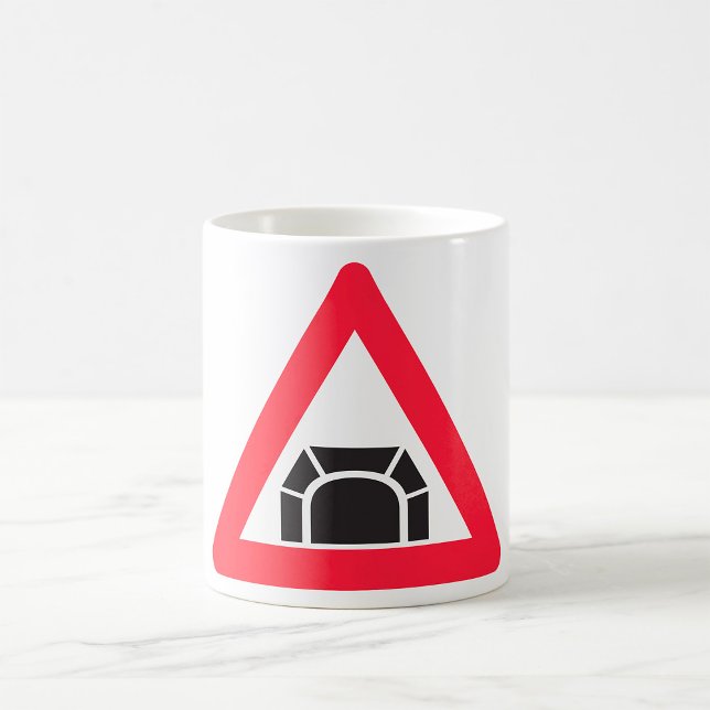 Trafiksymbol för tunnelvarning kaffemugg (Skapare uppladdad)
