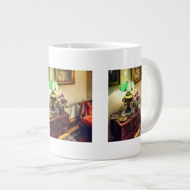 Trägt hem med blombladslampa jumbo mugg (Framsida höger)