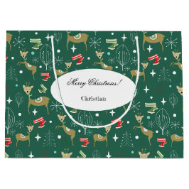 Trähjortar med julgranar och snöflingor