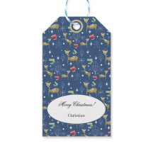 Trähjortar med julgranar och snöflingor