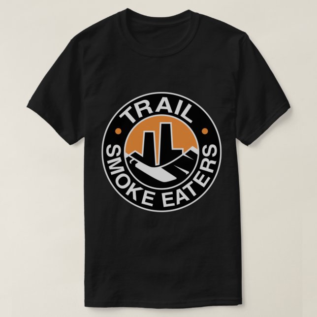 Trail Smoke Eaters Essential T-Shirt (Design framsida)