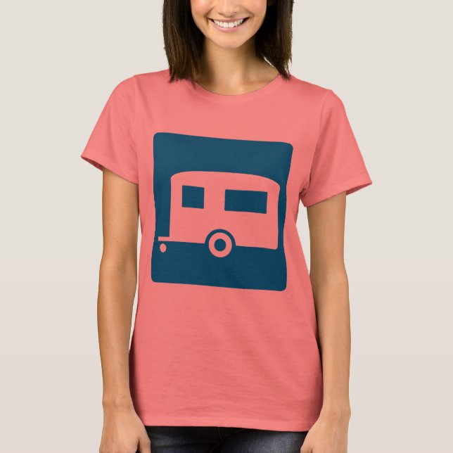 Trailer Camping Highway Sign Tee (Framsida)