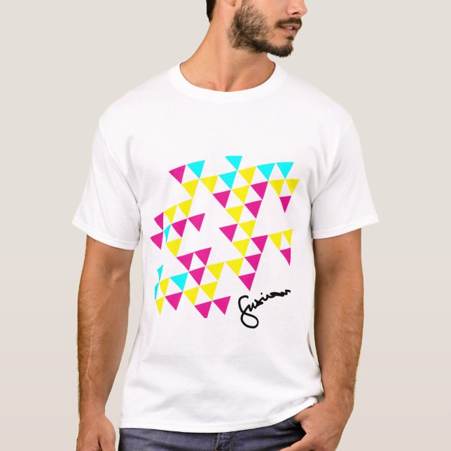 Traingle Scatterd Tee Shirt (Framsida)
