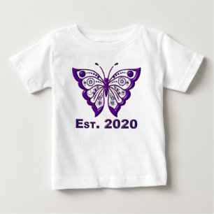 Tråkigt nog "Est". 2020 Lila Butterfly" T Shirt