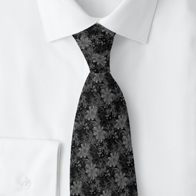Träkolsblommig batik slips (Skapare uppladdad)
