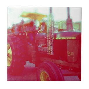 Traktor i parad kakelplatta