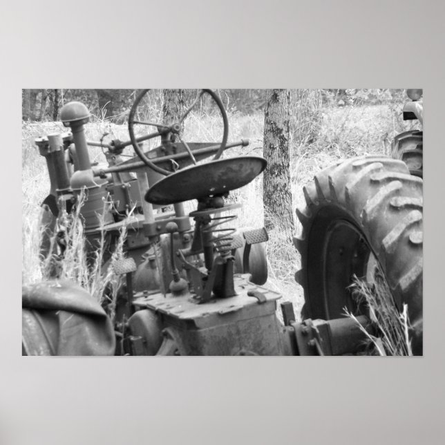 traktor i svartvitt poster (Framsidan)