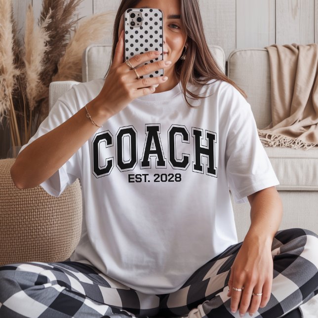 Tränare Matchdags T-shirt – Anpassad present till  (coach t-shirt, personalized coach shirt, cheer coach gift, game day shirt, coach appreciation gift,)