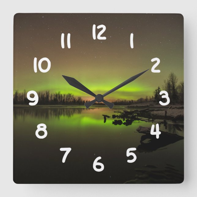 Tranquil Aurora Fyrkantig Klocka (Framsida)
