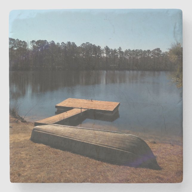 Tranquil Lake Dock Stone Coaster Stenunderlägg (Framsidan)