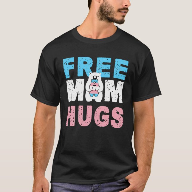 Trans-Bear Free Mamma Hugs Rainbow Transgender T Shirt (Framsida)