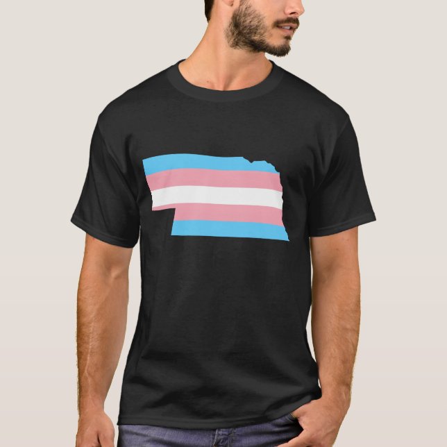 Trans Flag Nebraska LGBT Pride Support boy T Shirt (Framsida)