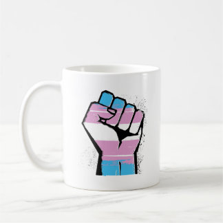 Trans.-motstånd - den trans.-flagga och näven - - kaffemugg