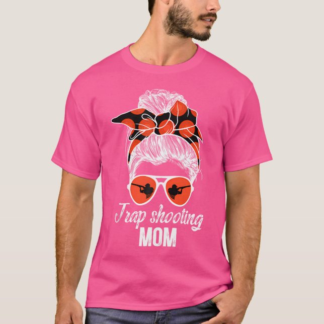 Trap Shooting Mamma Rödig Tofs Trap Shooting Mor T Shirt (Framsida)
