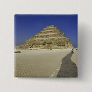 Trapppyramid i Saqqara, en av de tidigaste Knapp
