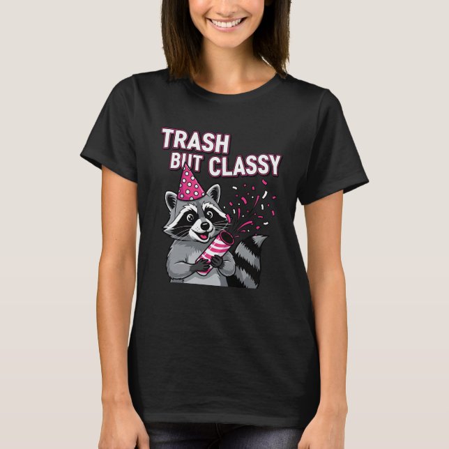 Trash But Classy – Party Raccoon Holiday Edition T Shirt (Framsida)