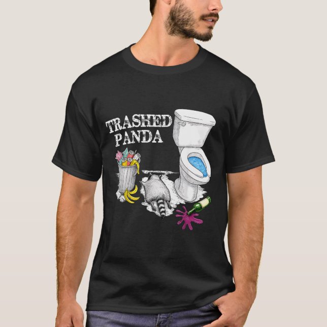 Trashed Panda Drunk Racoon Party Animal Meme Funny T Shirt (Framsida)