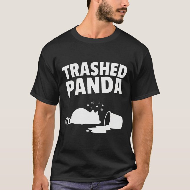 Trashed Panda Funny Drunk Racoon T Shirt (Framsida)