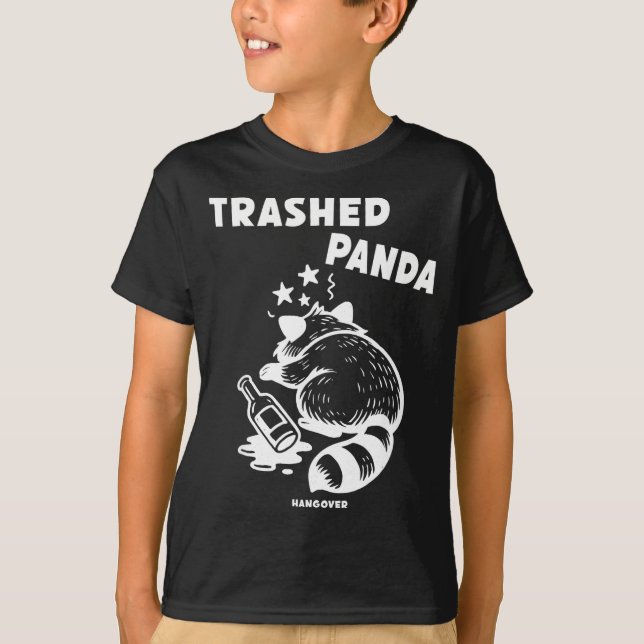 Trashed Panda Hangover Social Media Crazy Drunk Ra T Shirt (Framsida)