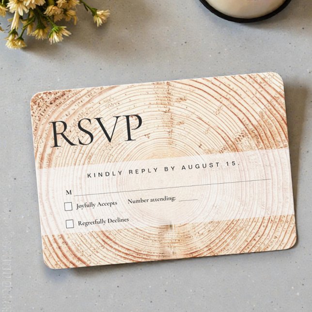 Träskiva i rustic bröllop OSA kort (Rustic RSVP wedding cards with number attending.)