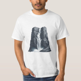 Traumhafter Wasserfall T Shirt