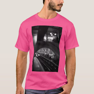 Travel Bw - Paris Cite Metro Station T Shirt