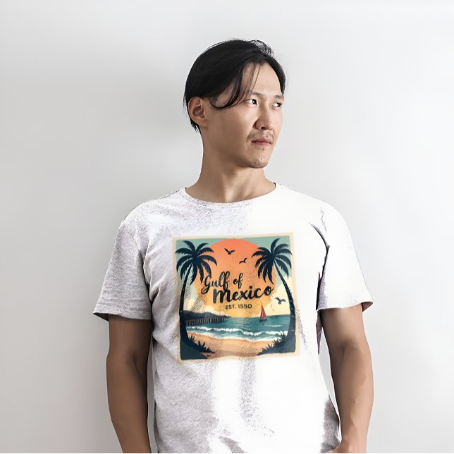 Travel Poster Stil Bukt i Mexiko T Shirt (Gulf of Mexico Est. 1550 Retro Travel Poster Style white t-shirt. )