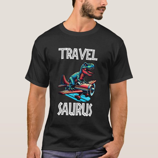 Travel Saurus Rolig T-Rex T Shirt (Framsida)