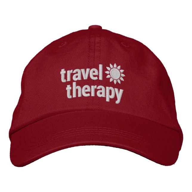 Travel Therapy Baseball Hat | Röd Broderad Keps (Framsida)