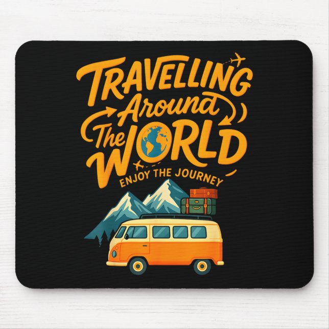 Traveling Around The World Van Life Adventure Desi Musmatta (Framsidan)