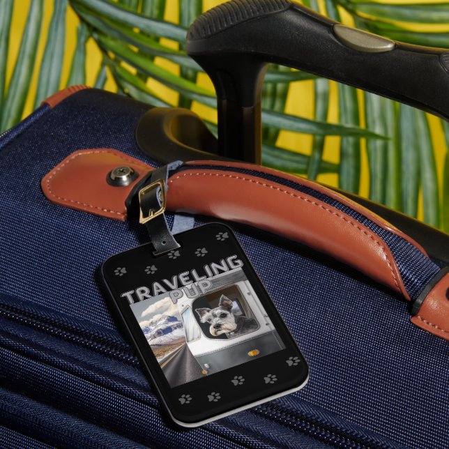 Traveling Schnauzer Valp Black Luggage Tag Bagagebricka (Framsida Insitu 1)