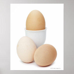 Tre ägg som isoleras på en vitbakgrund poster