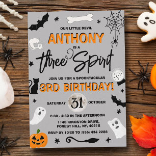 Tre andetag! Halloween 3:e födelsedagen Inbjudningar
