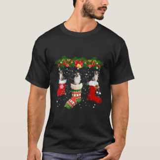 Tre Aussie Hund i Sock jul Santa Hat Julafton T Shirt