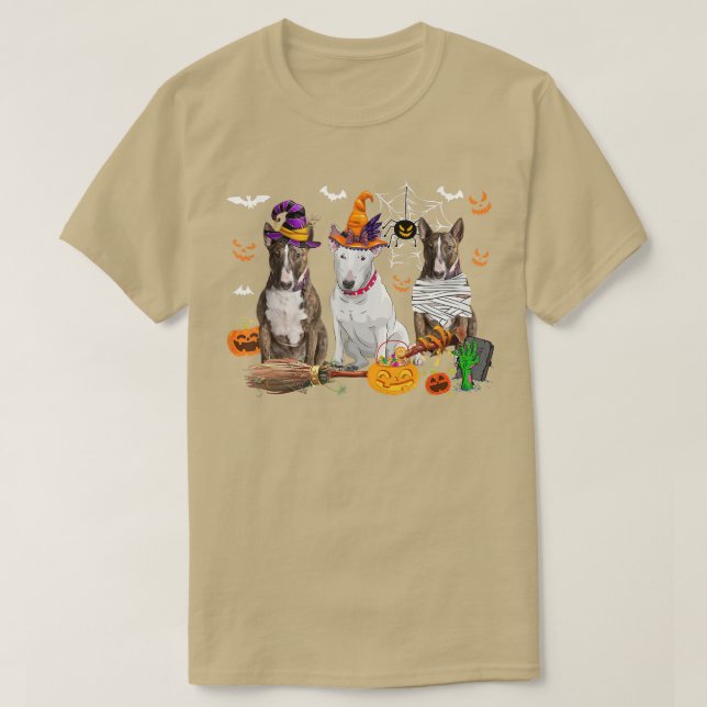 Tre Bull Terrier Hundar Witch Halloween Mummy Scar T Shirt (Design framsida)