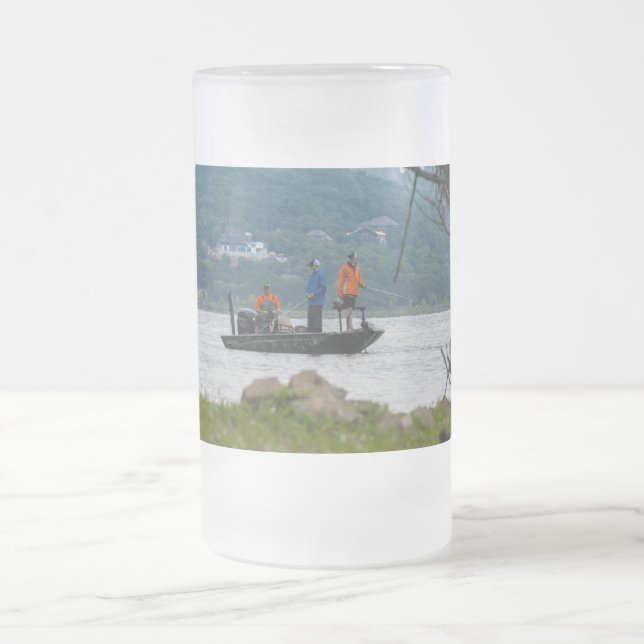Tre fiskare på Bord Sten, fryst glasöl M Frostat Ölglas (Center)