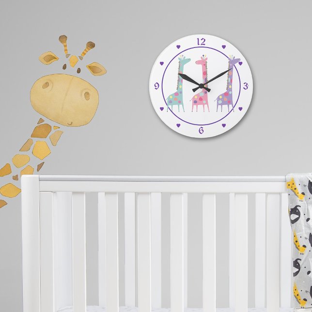 Tre fläckiga giraffer Purple Heart Kids Stor Klocka (Skapare uppladdad)