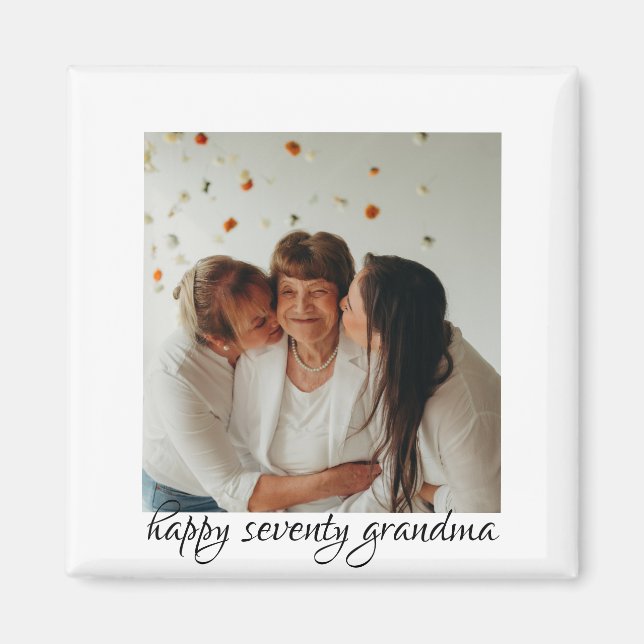 Tre generation grattis på födelsedagen-mormor magnet (Framsidan)