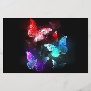 Tre Glowing Butterflies på nattbakgrund Flygblad
